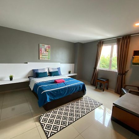 Straits Inc Apartment 5 , Bandar Melaka المظهر الخارجي الصورة